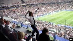 新闻